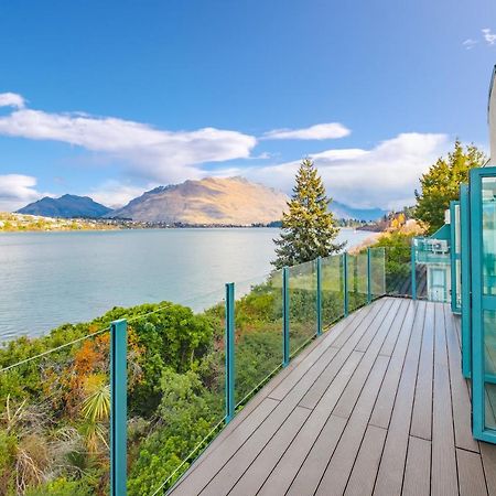 Huge Lakefront Delight - Queenstown Holiday Home Exterior photo